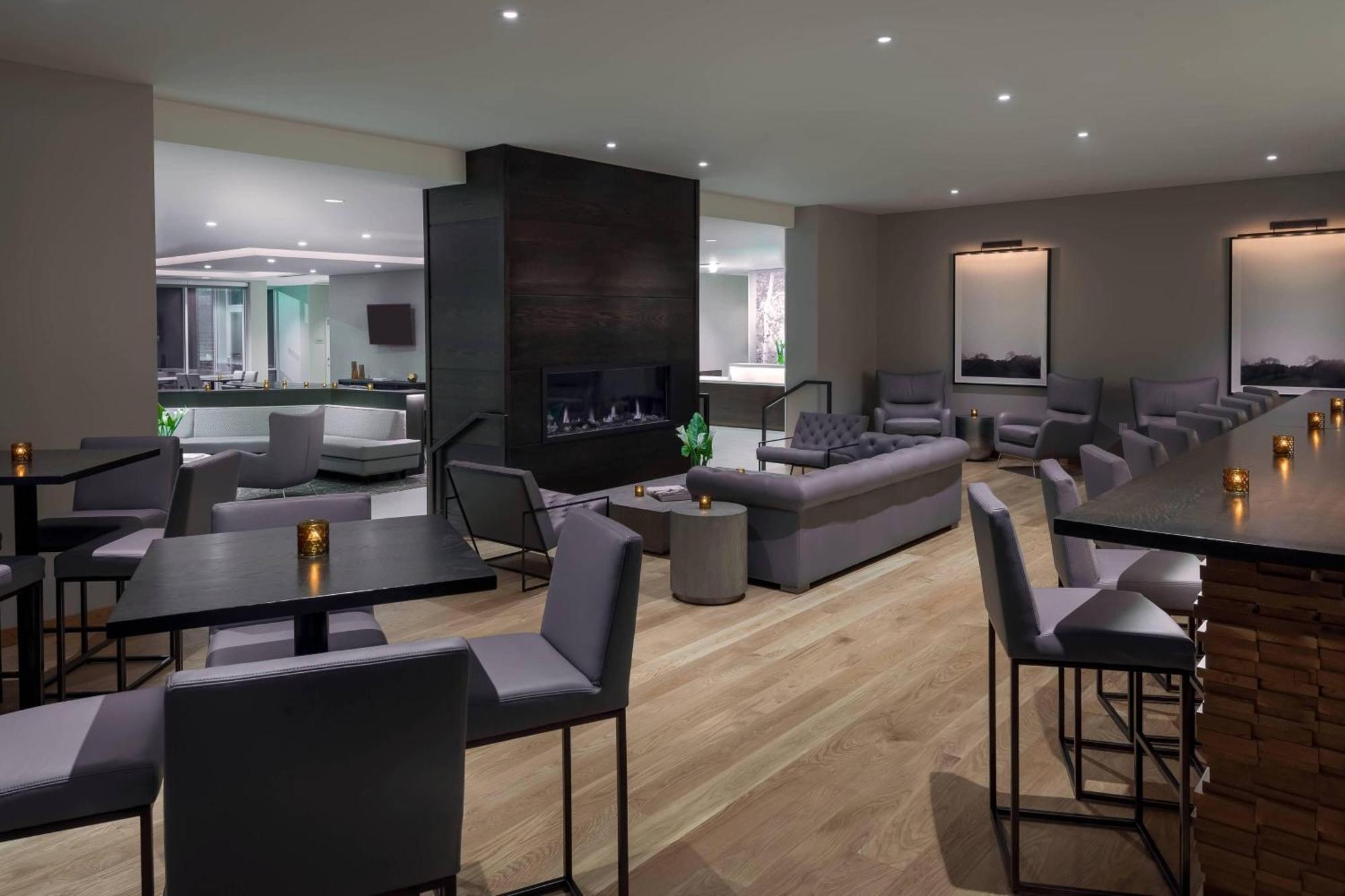 Springhill By Marriott Indianapolis Hotel 3*