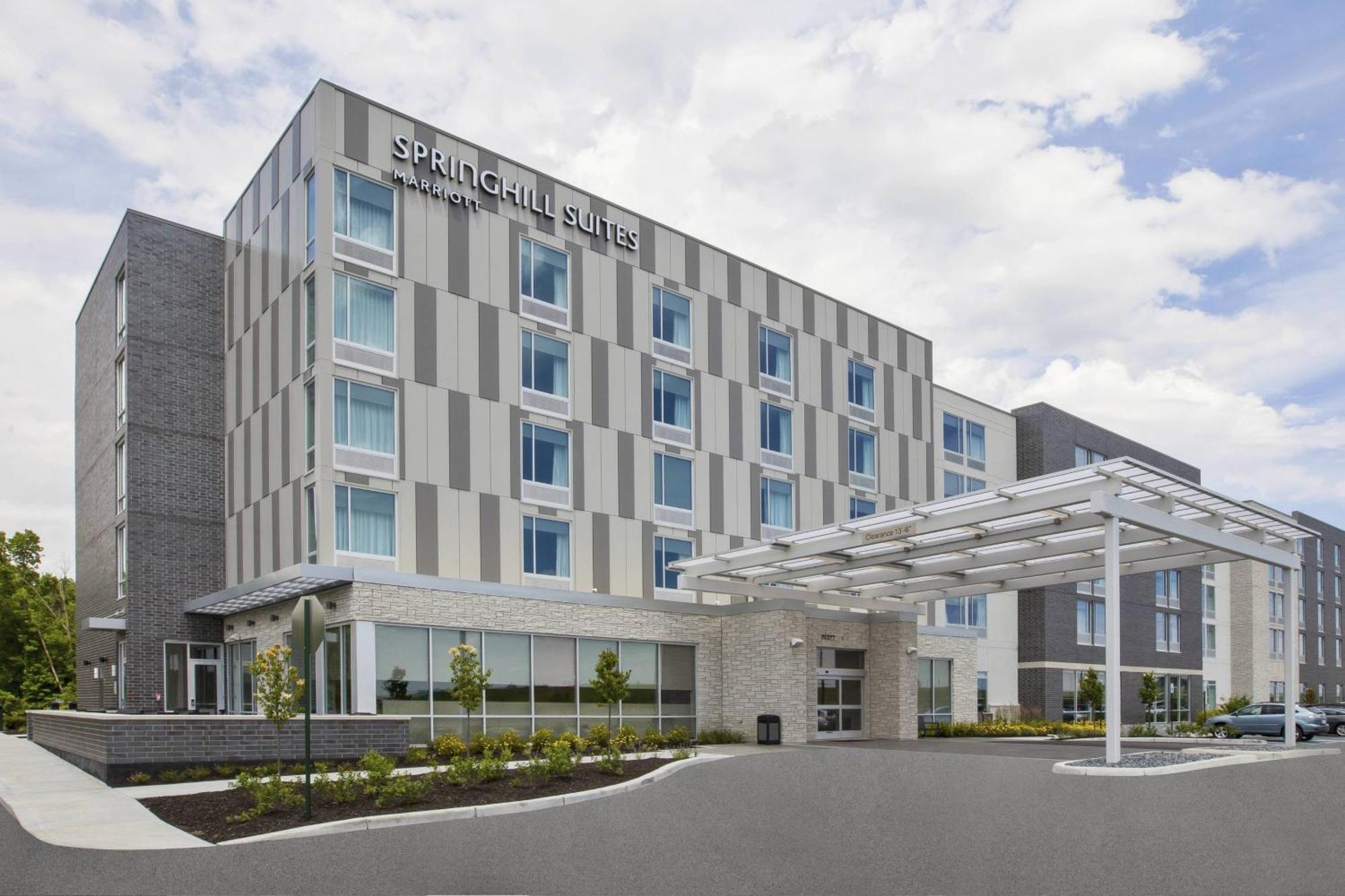 Springhill By Marriott Indianapolis 3*